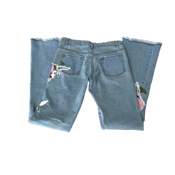 AZI DENIM JEANS EMBELISHED SZ 28 - Picture 4 of 12